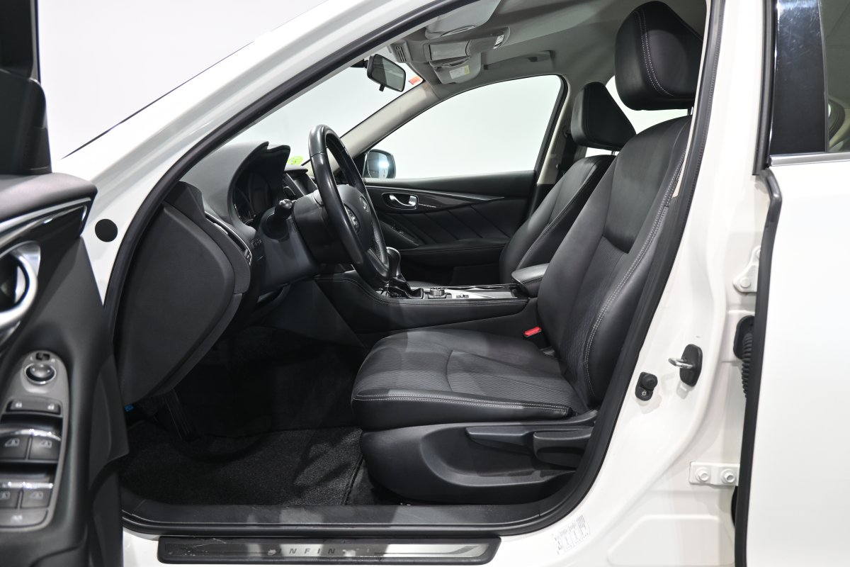 Foto Infiniti Q50 9