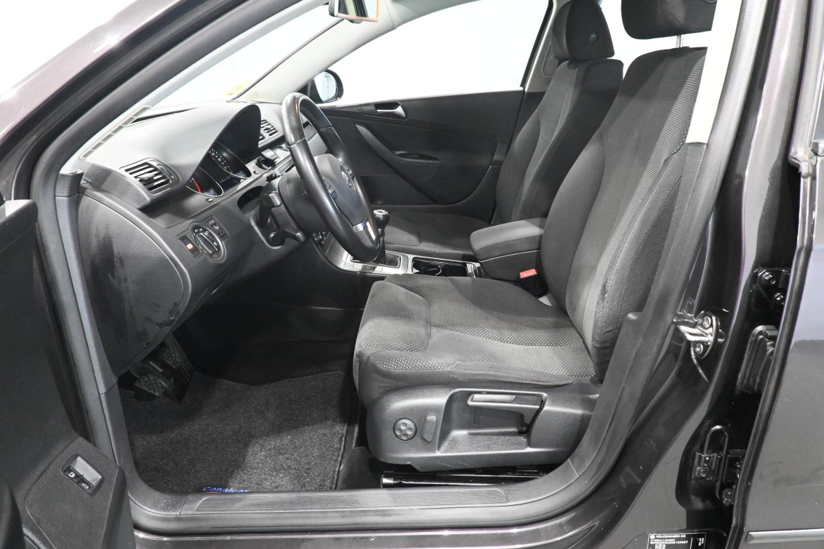 Foto Volkswagen Passat 9