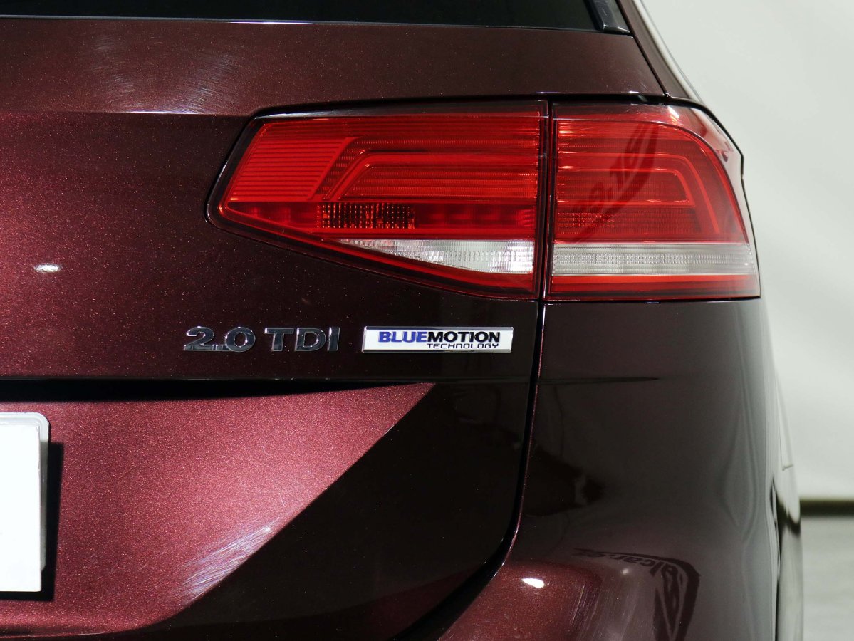 Foto Volkswagen Passat 11