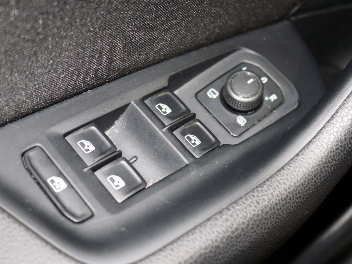 Foto Volkswagen Passat 39