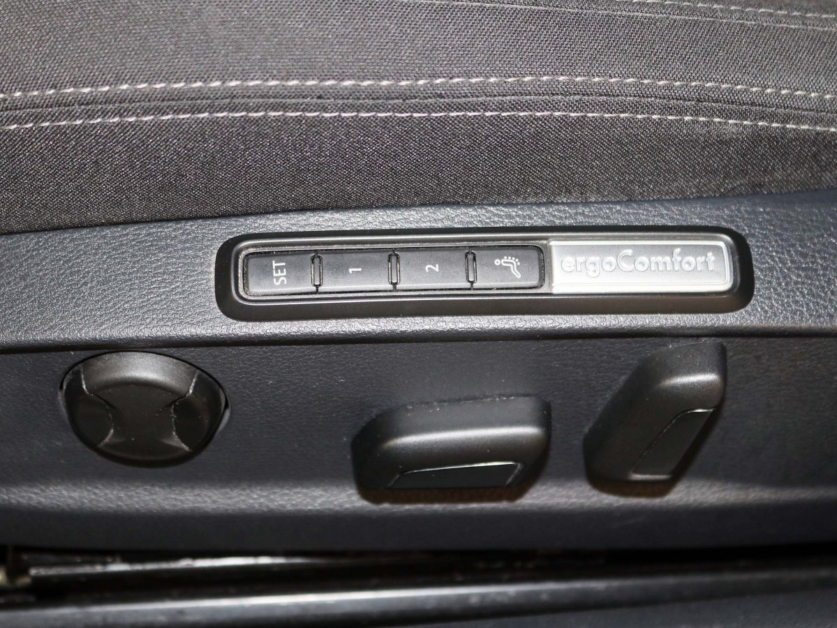 Foto Volkswagen Passat 40