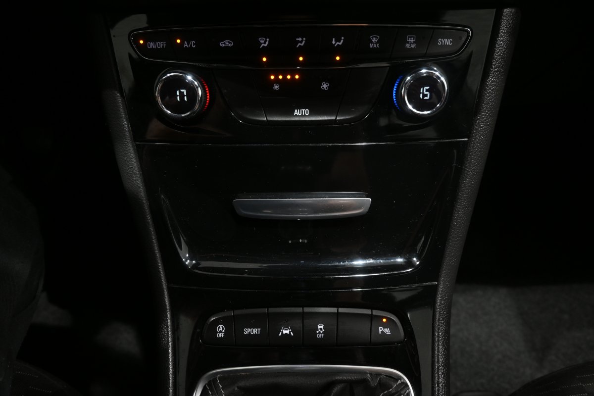 Foto Opel Astra 15