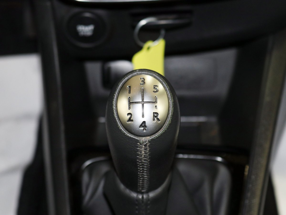 Foto Renault Clio 26