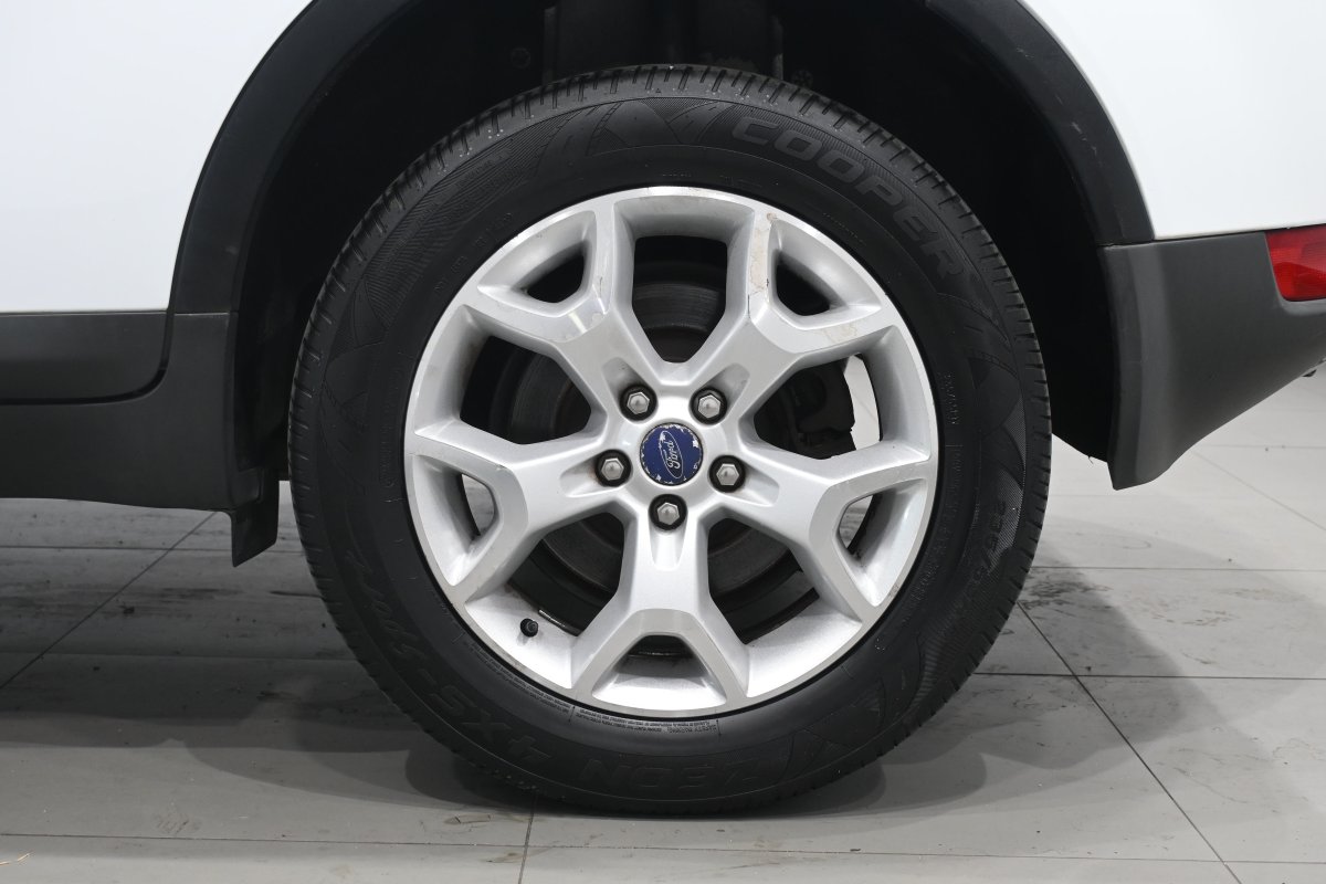 Foto Ford Kuga 26