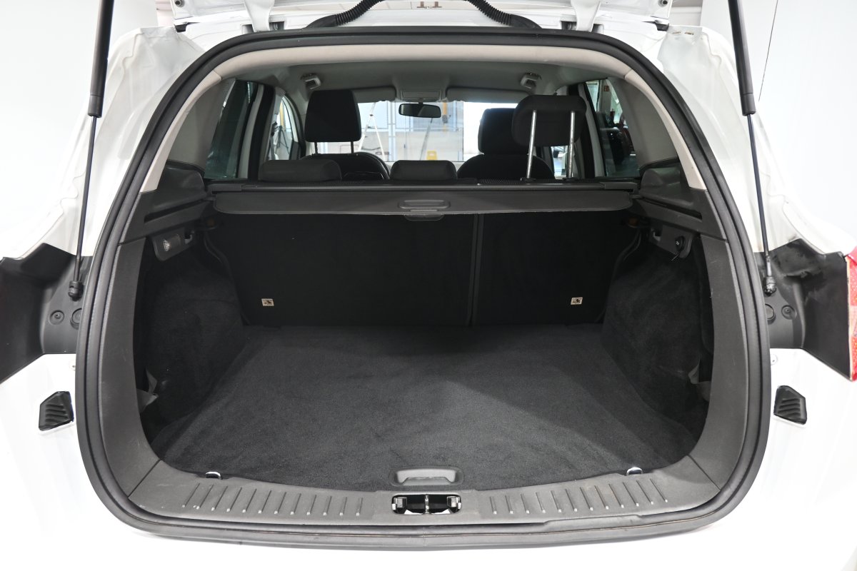Foto Ford Kuga 8