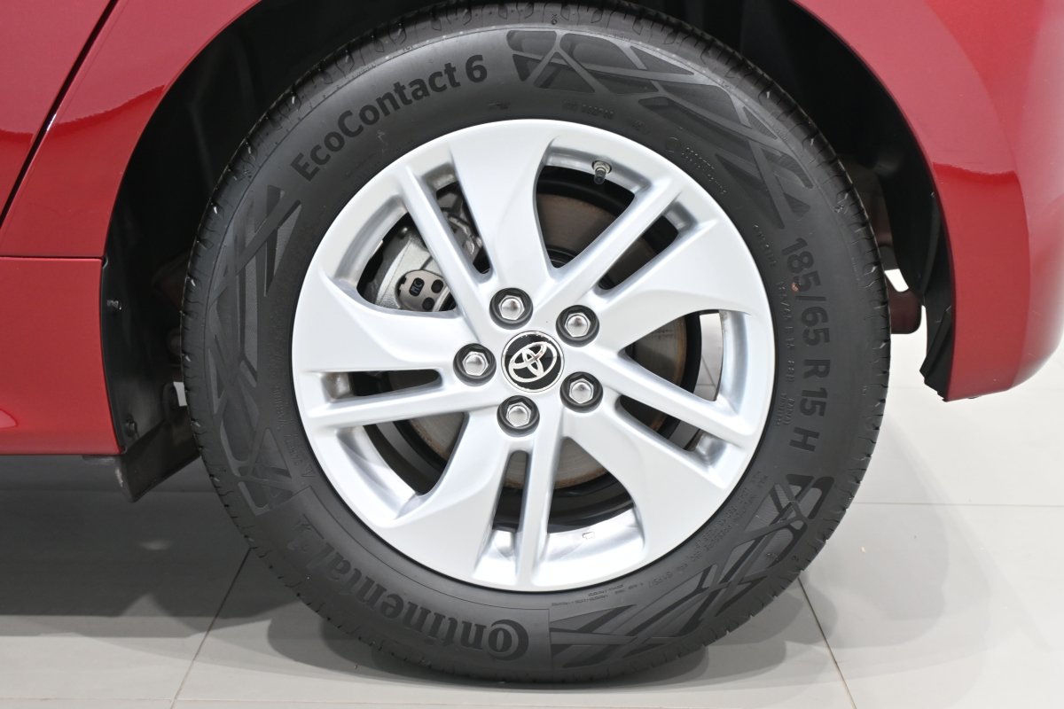 Foto Toyota Yaris 28