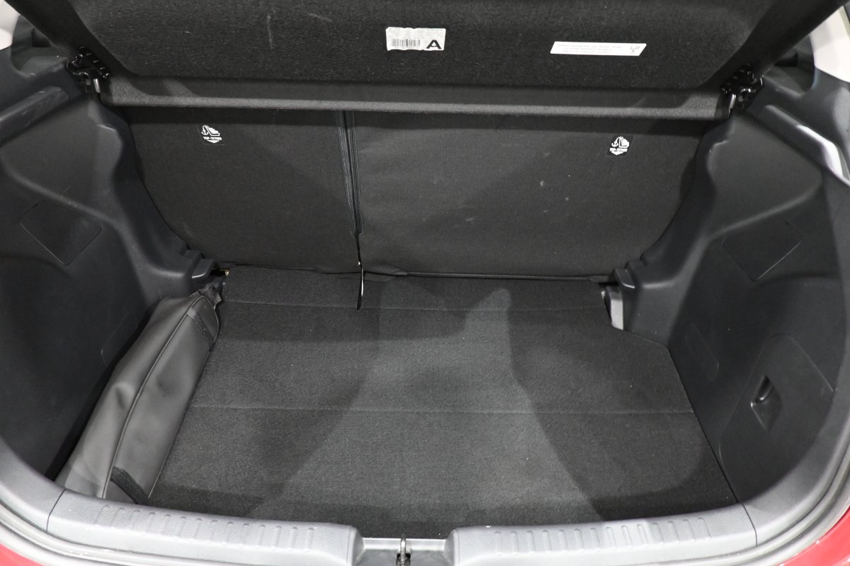 Foto Toyota Yaris 8
