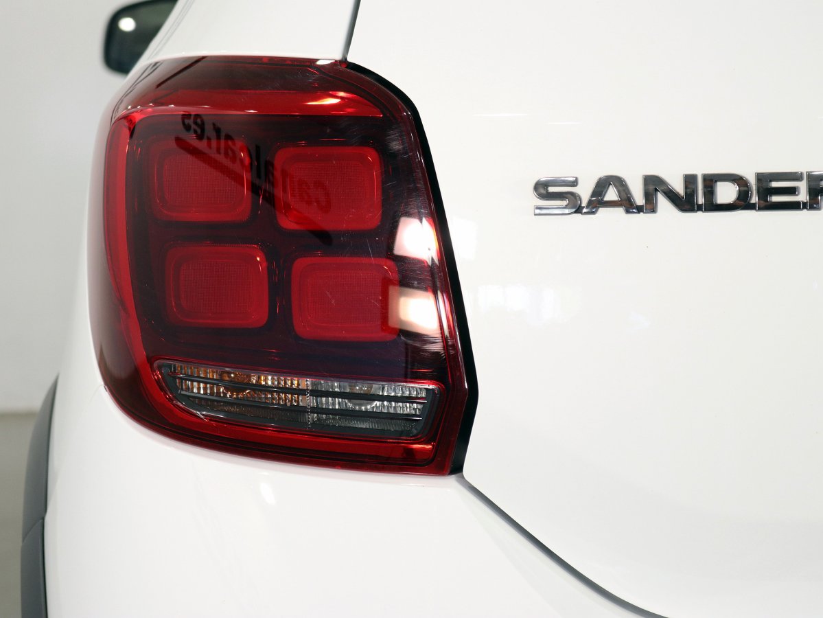 Foto Dacia Sandero 9