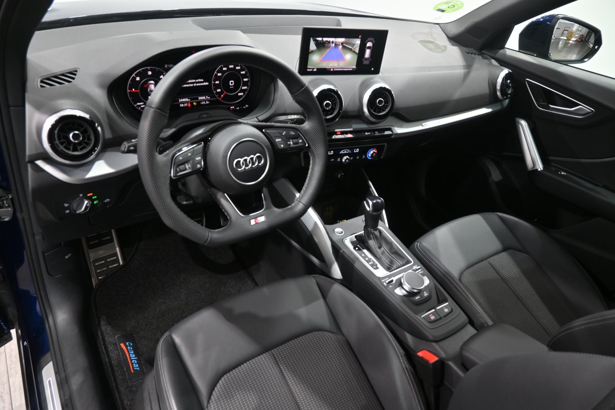 Foto Audi Q2 9