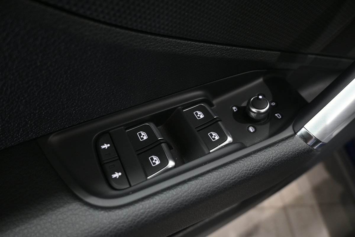 Foto Audi Q2 28