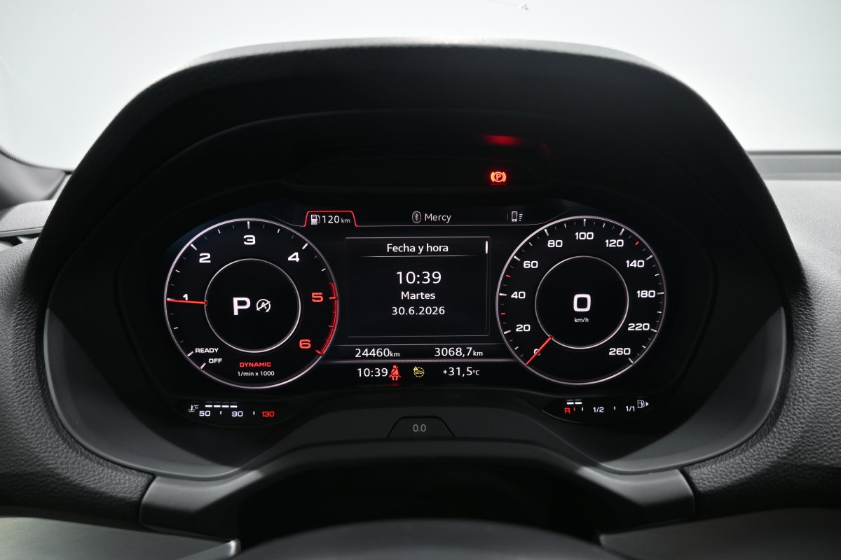 Foto Audi Q2 14