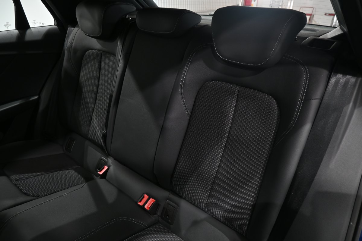 Foto Audi Q2 12