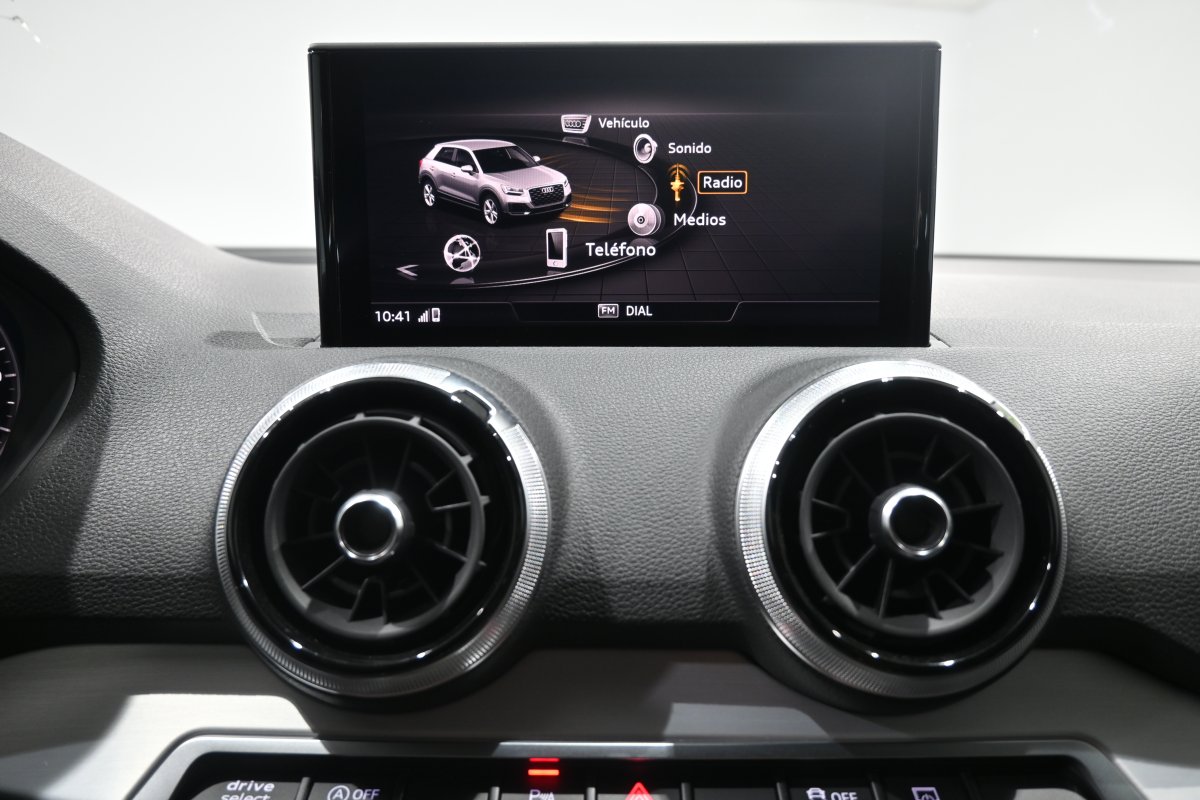 Foto Audi Q2 15