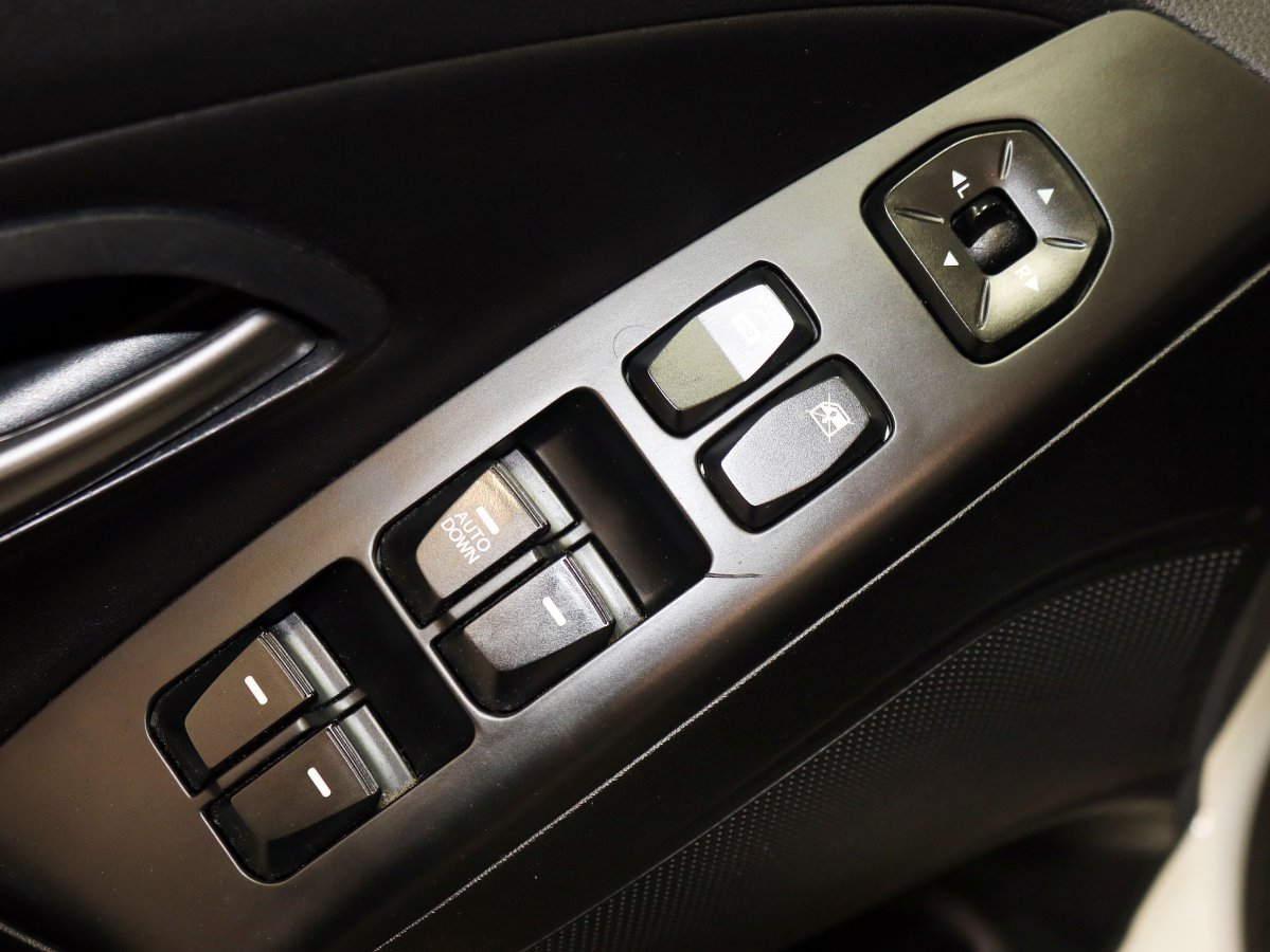 Foto Hyundai ix35 17