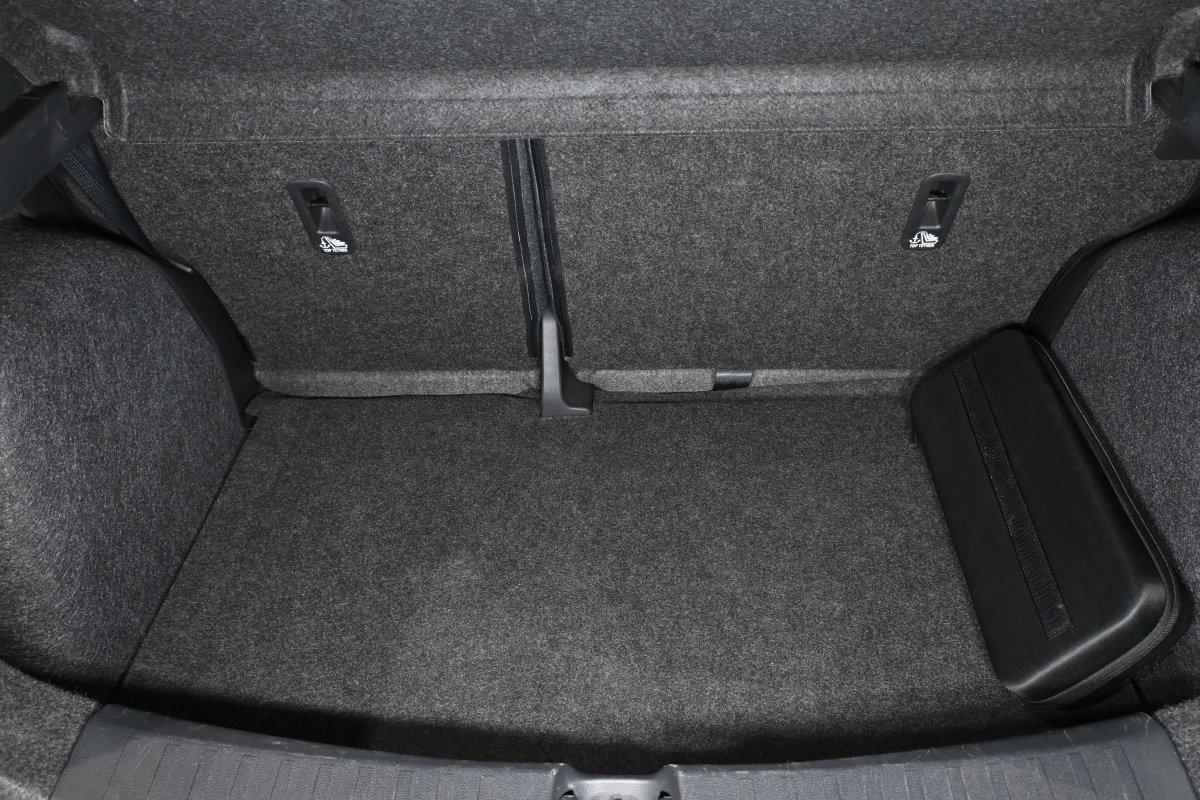 Foto Nissan Micra 8