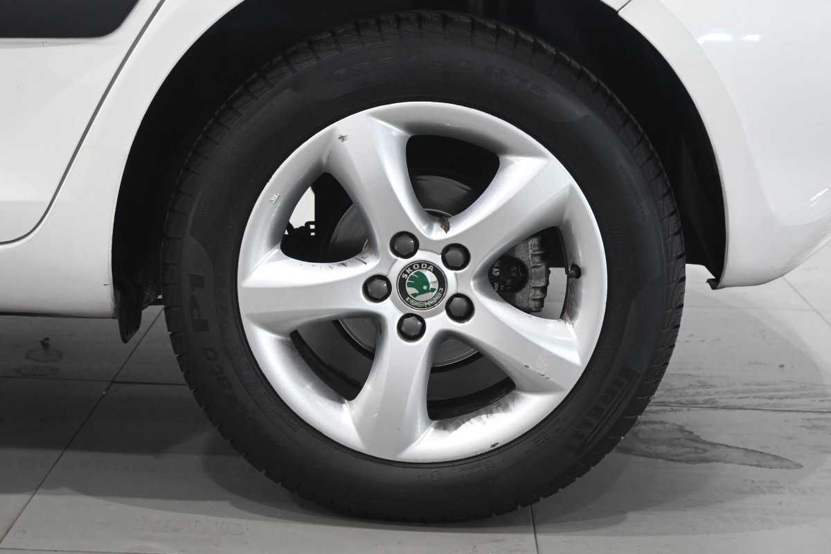 Foto Skoda Fabia 24
