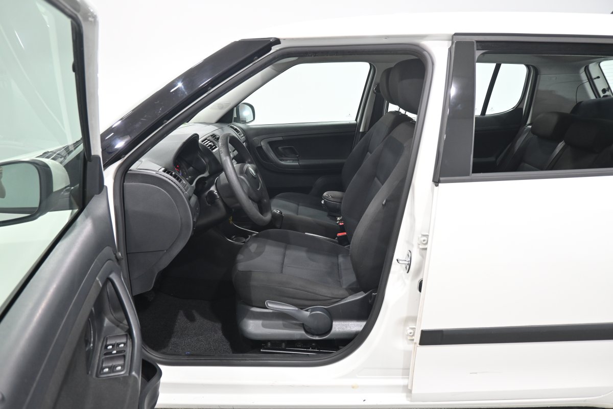 Foto Skoda Fabia 10