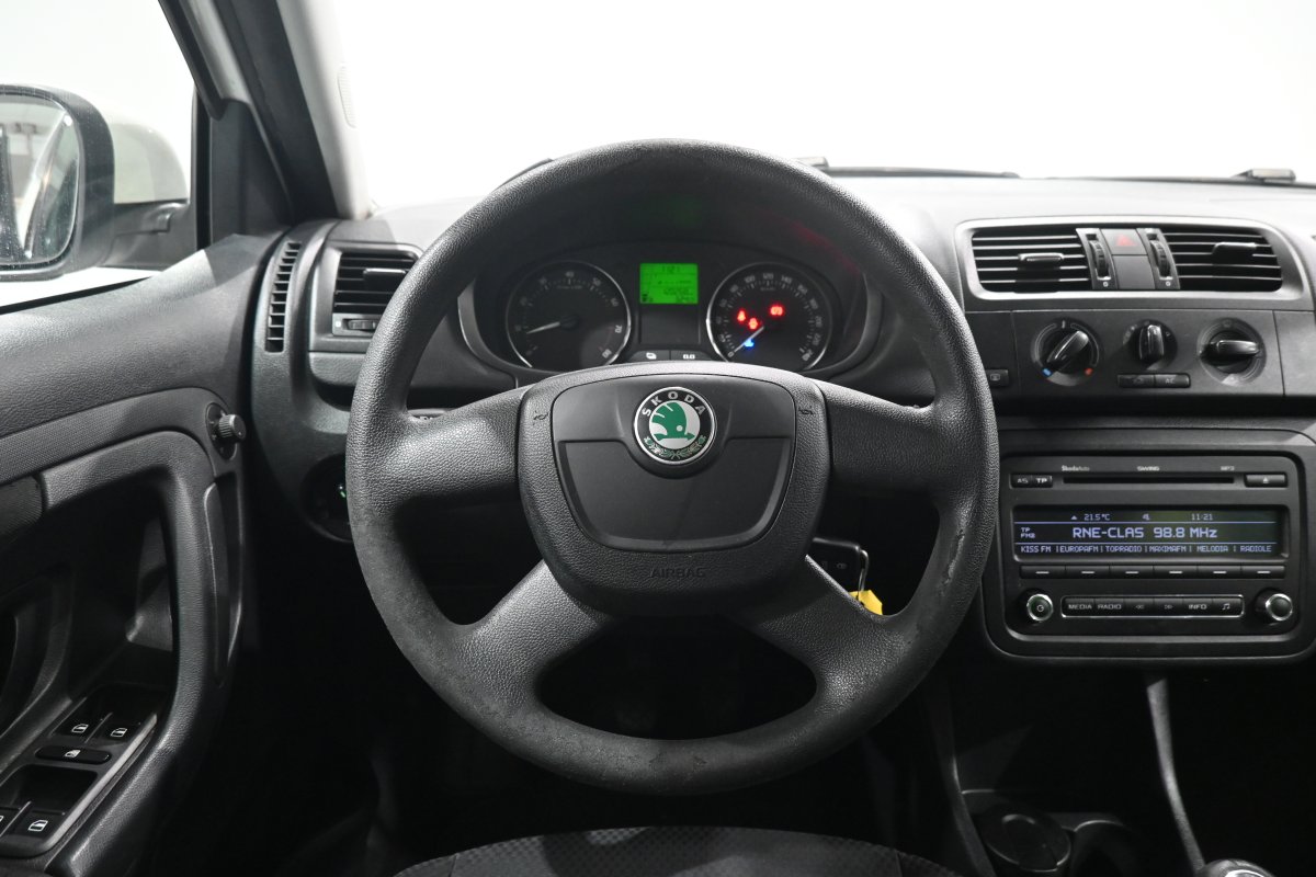Foto Skoda Fabia 16