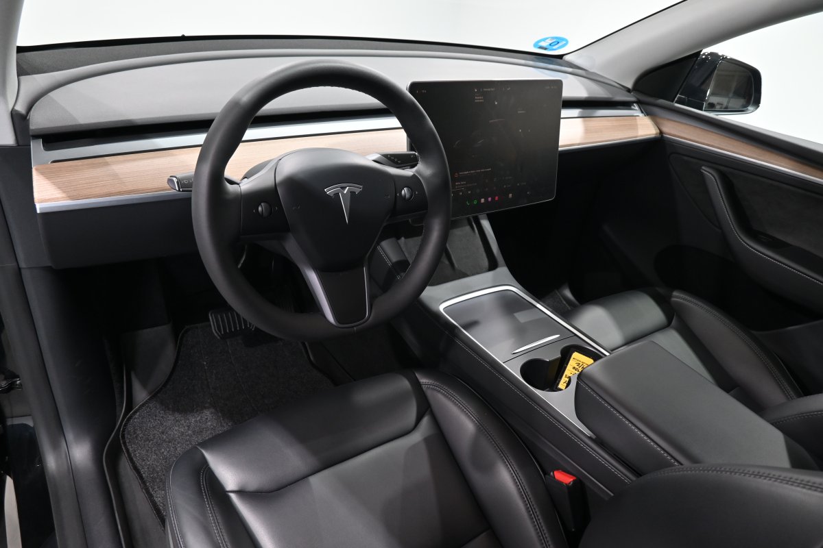 Foto Tesla model 9