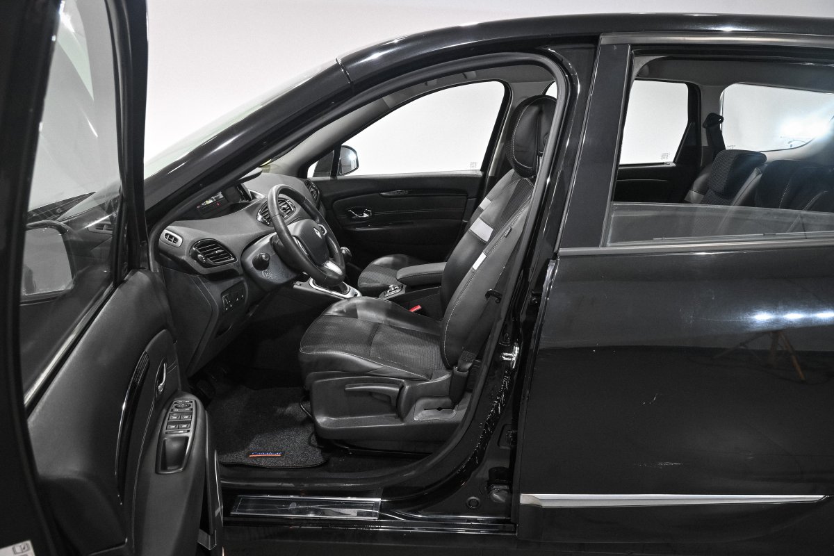 Foto Renault Grand Scenic 10