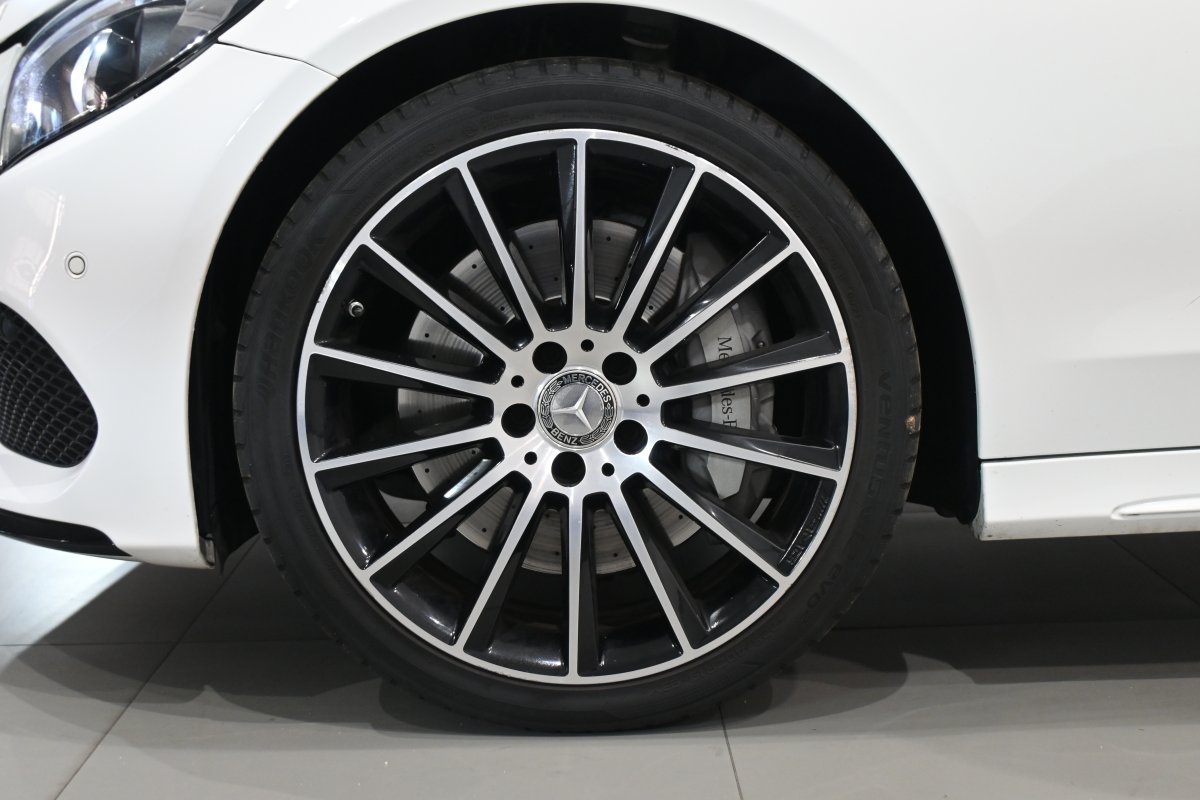 Foto Mercedes-Benz C 32