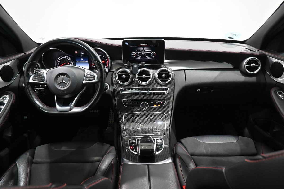 Foto Mercedes-Benz C 18