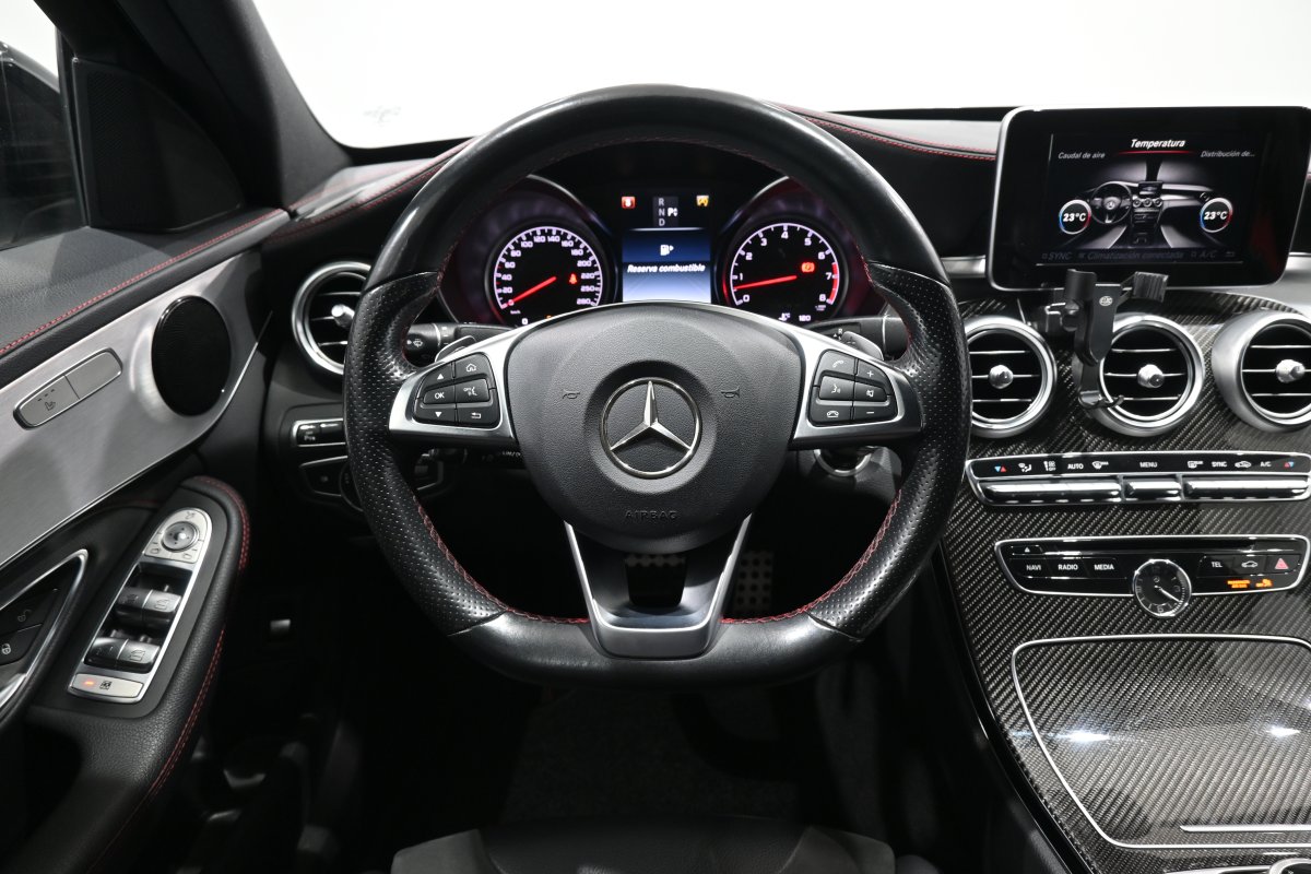 Foto Mercedes-Benz C 19