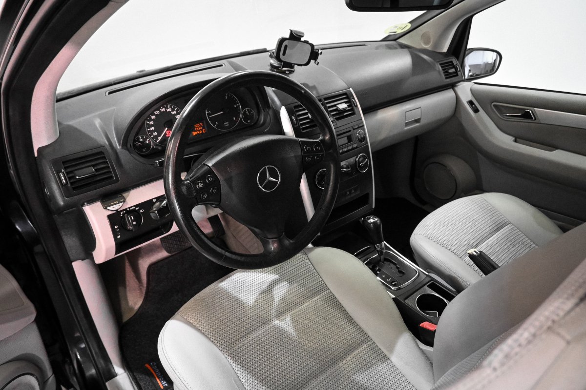 Foto Mercedes-Benz Clase A 9
