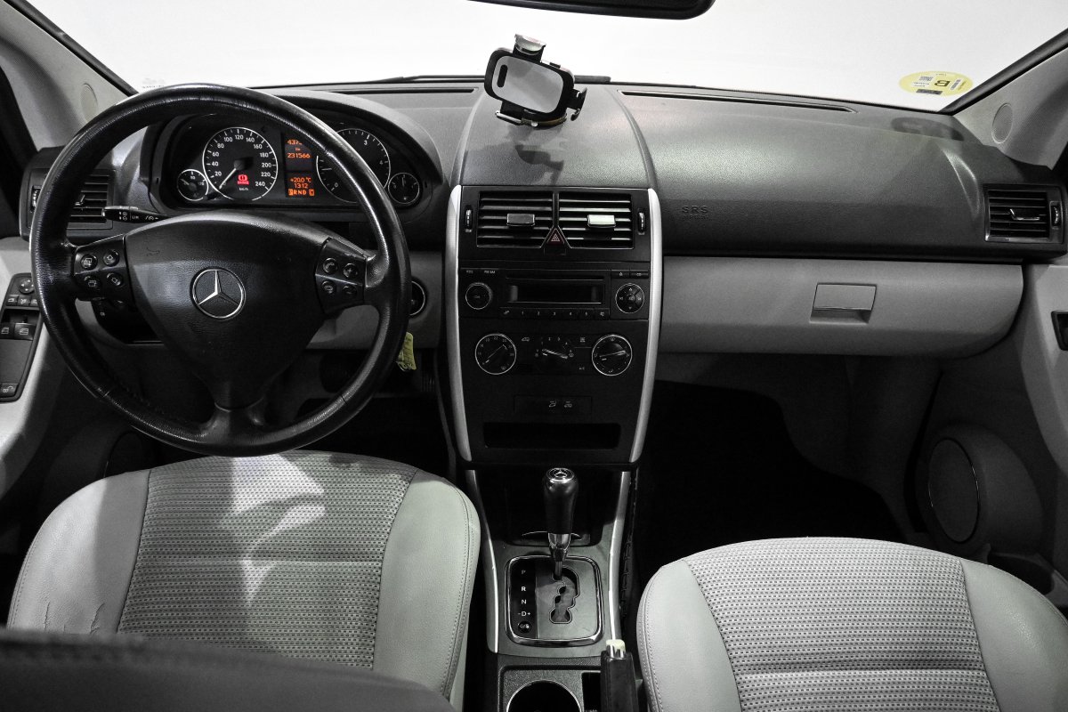Foto Mercedes-Benz Clase A 16
