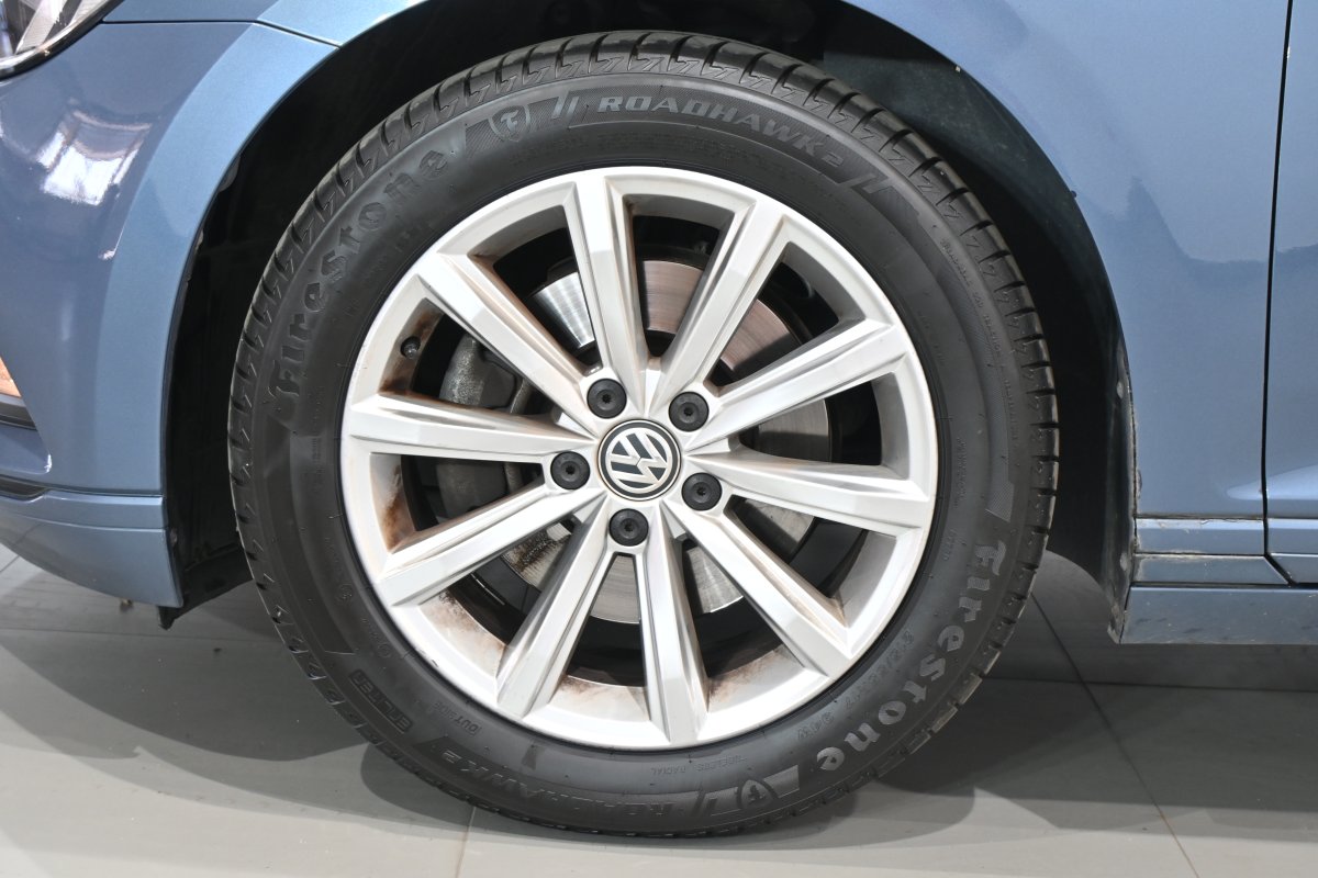 Foto Volkswagen Passat 28