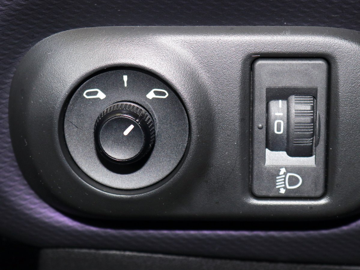 Foto Citroen C4 Cactus 27