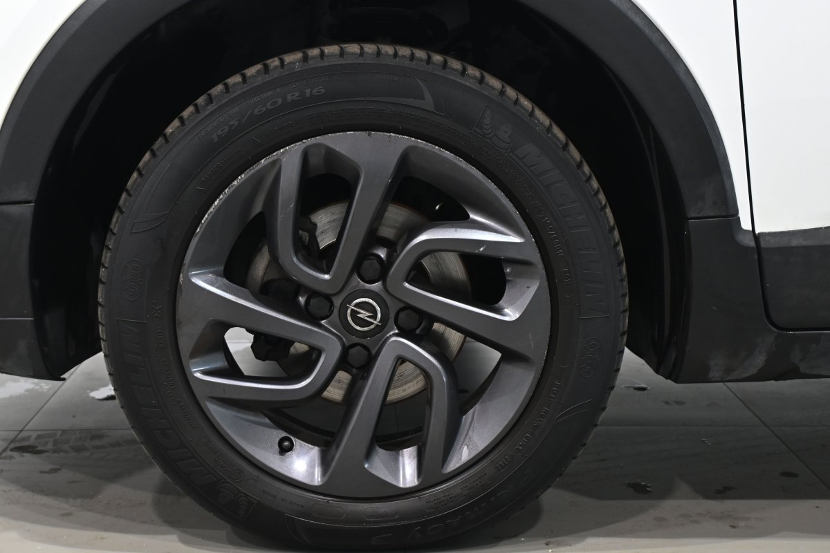 Foto Opel CROSSLAND 28