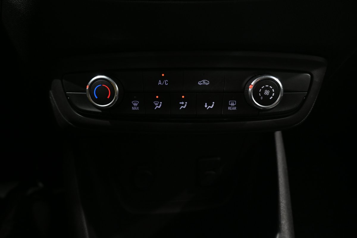 Foto Opel CROSSLAND 17