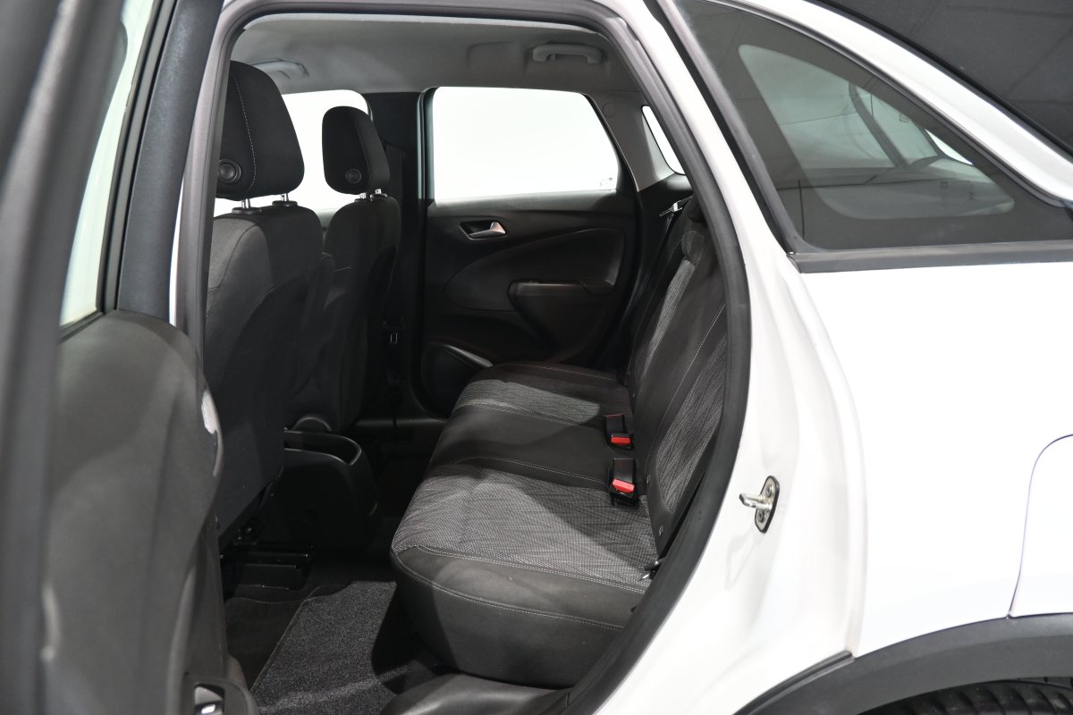 Foto Opel CROSSLAND 11