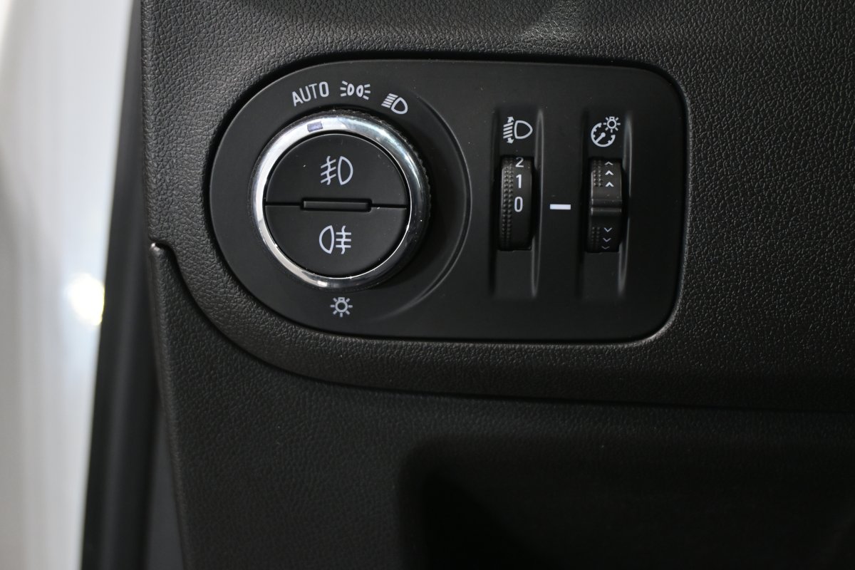 Foto Opel CROSSLAND 26