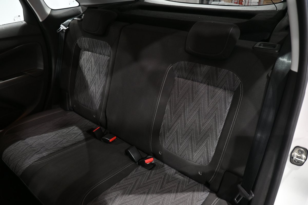 Foto Opel CROSSLAND 12