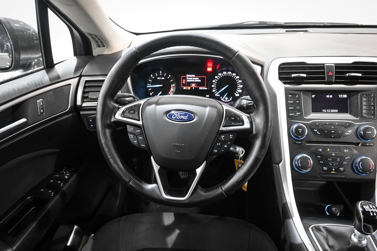 Foto Ford Mondeo 21