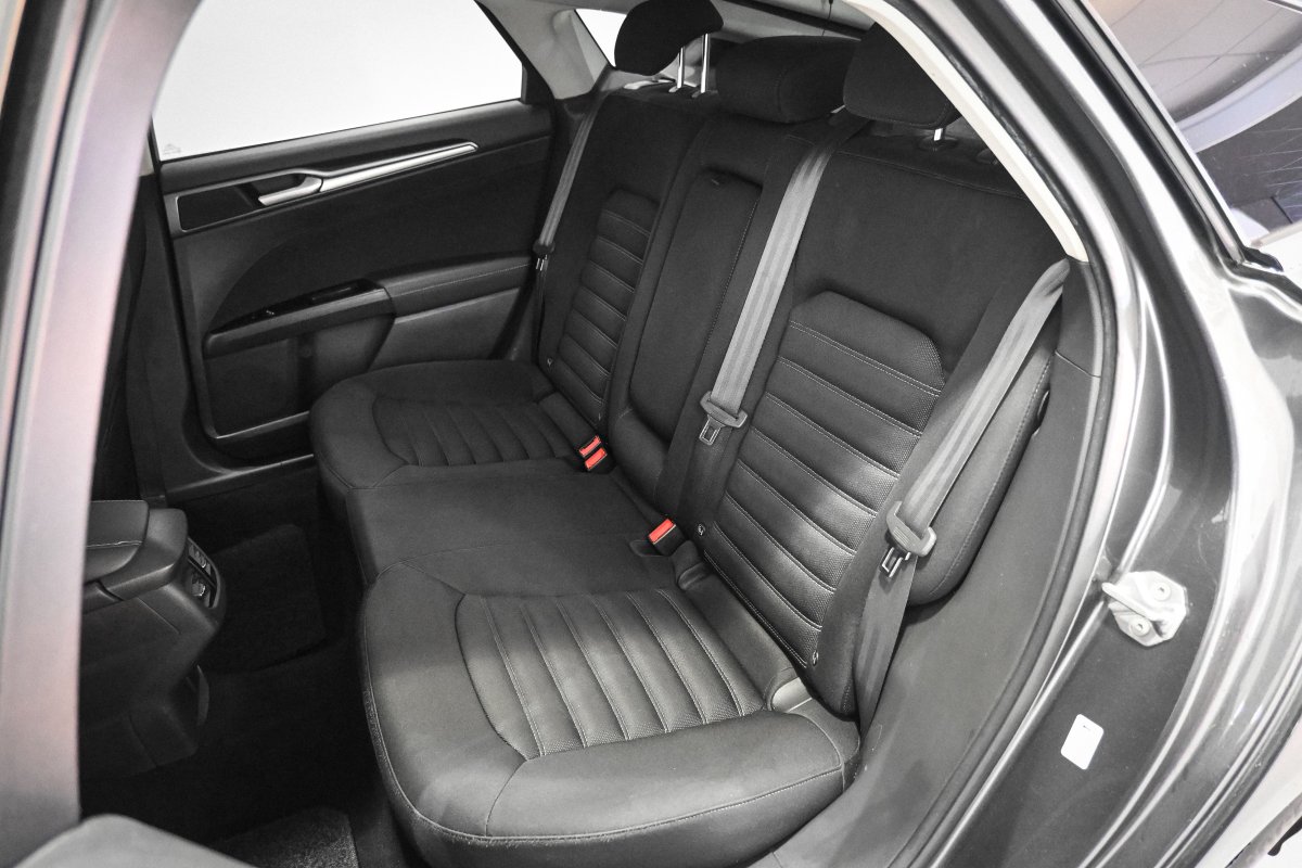 Foto Ford Mondeo 12