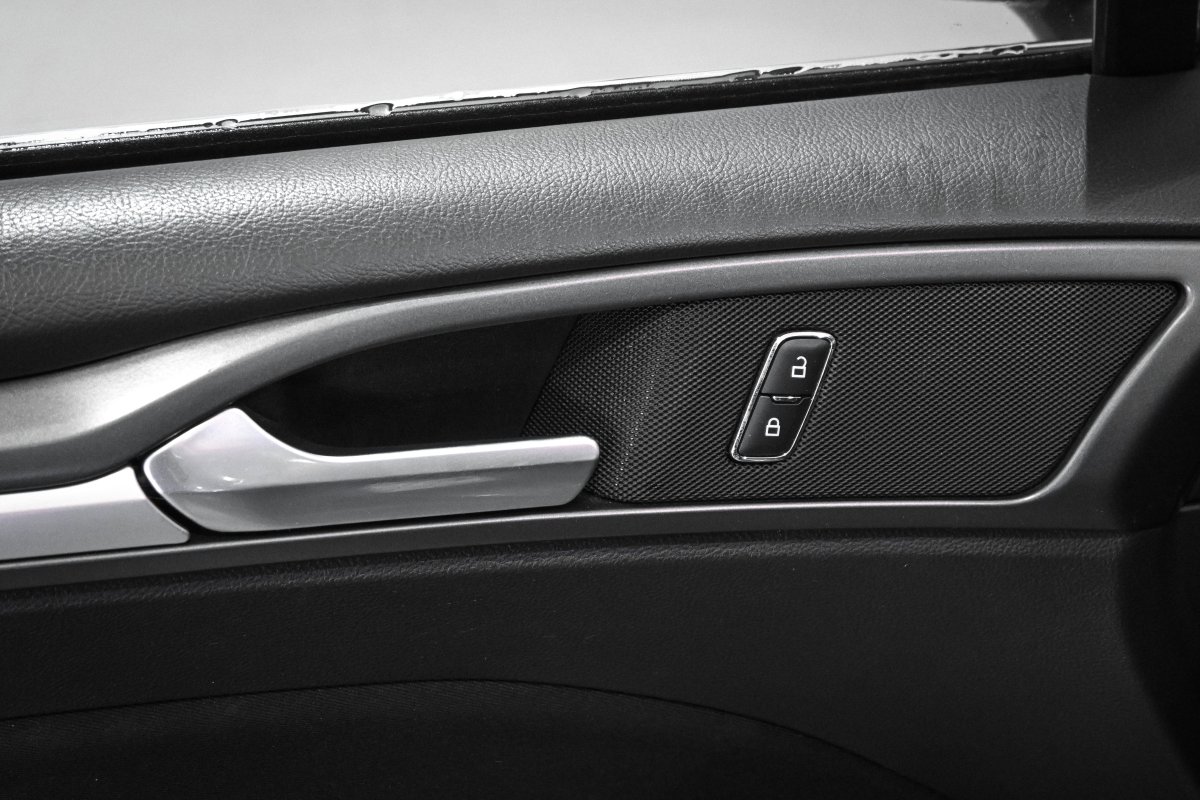 Foto Ford Mondeo 29