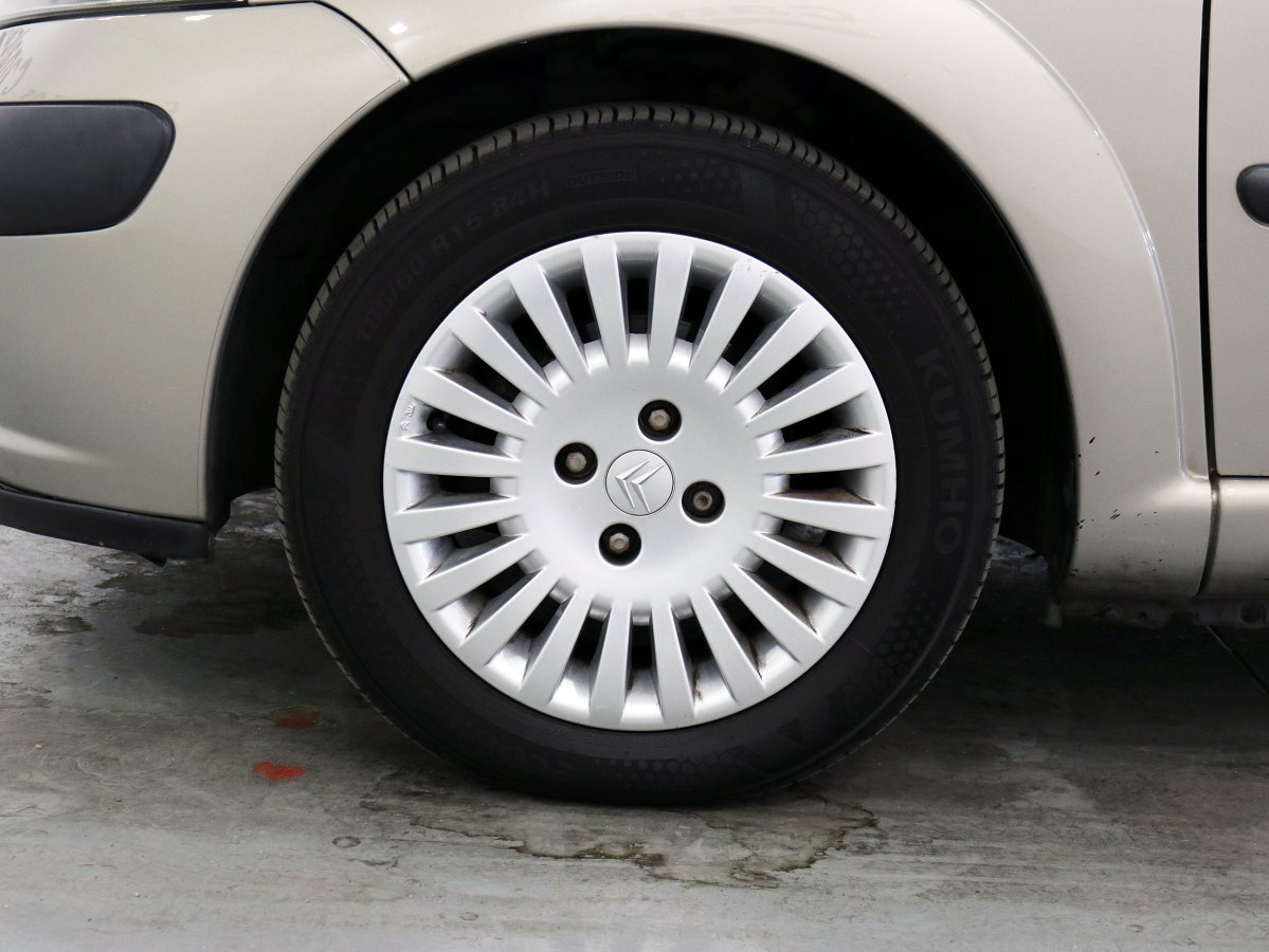 Foto Citroen C3 26