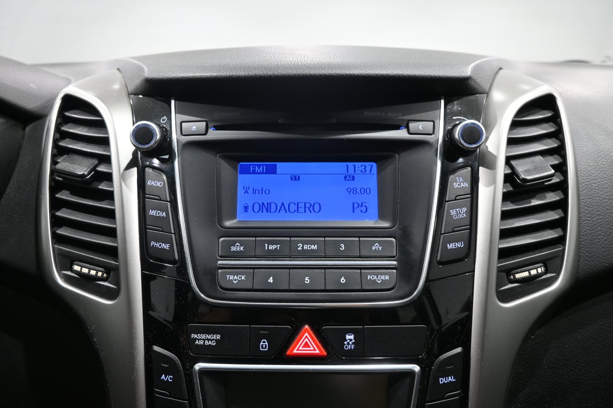 Foto Hyundai i30 15