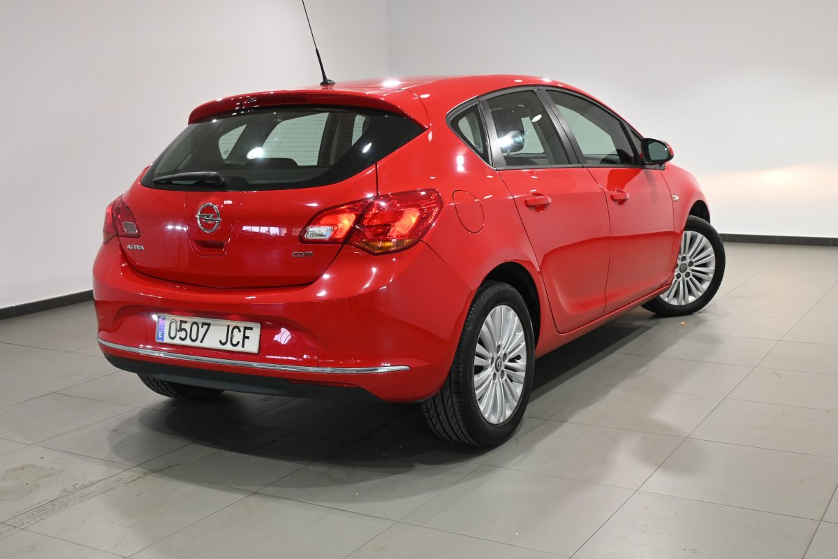 Foto Opel Astra 5