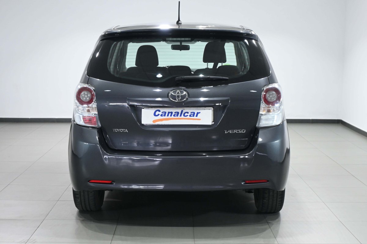 Foto Toyota Verso 5