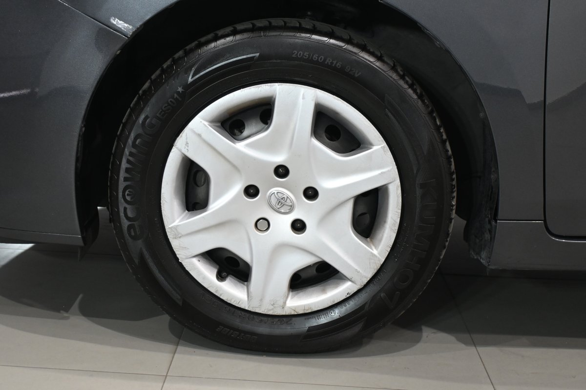 Foto Toyota Verso 26