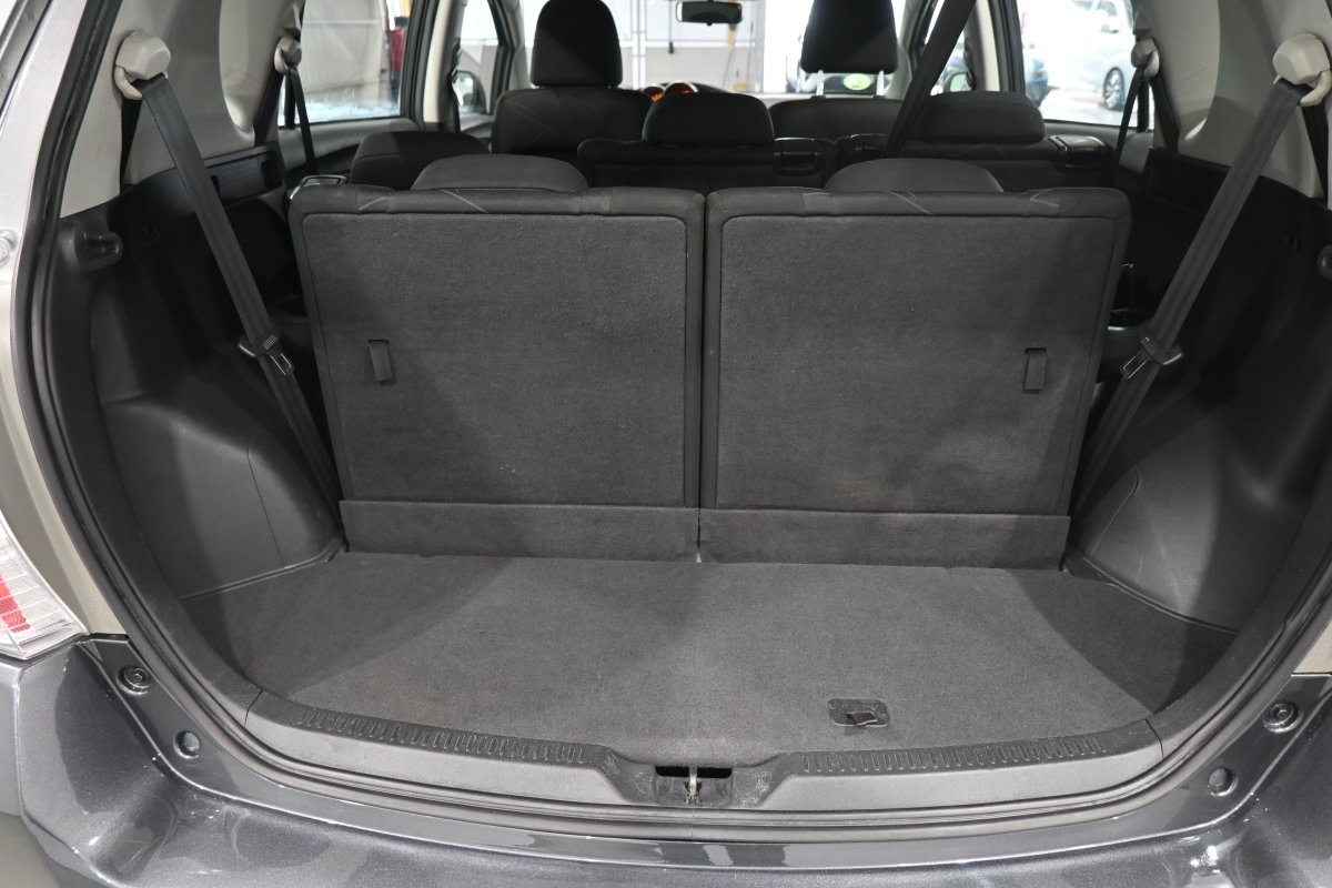 Foto Toyota Verso 8