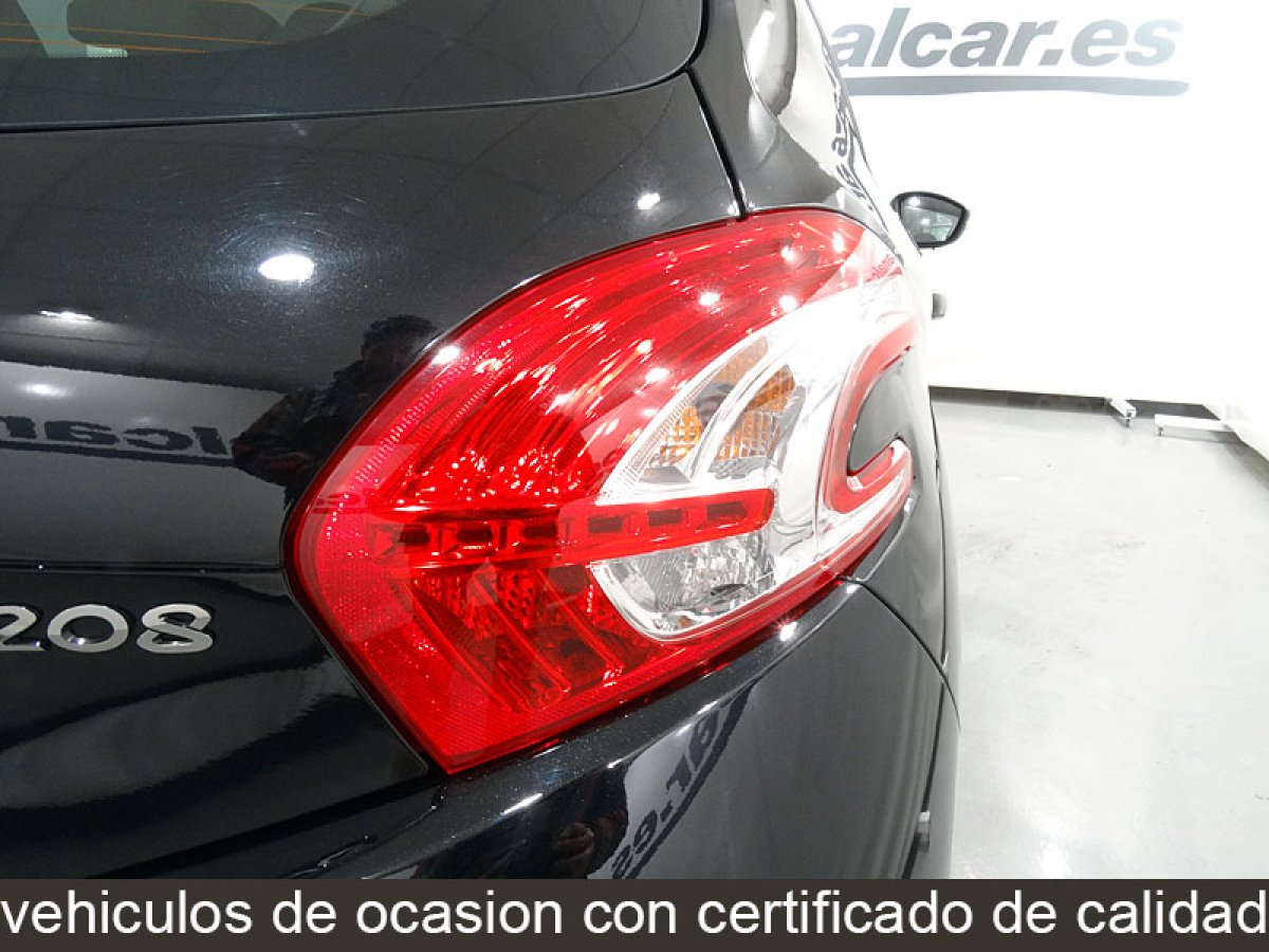 Foto Peugeot 208 15