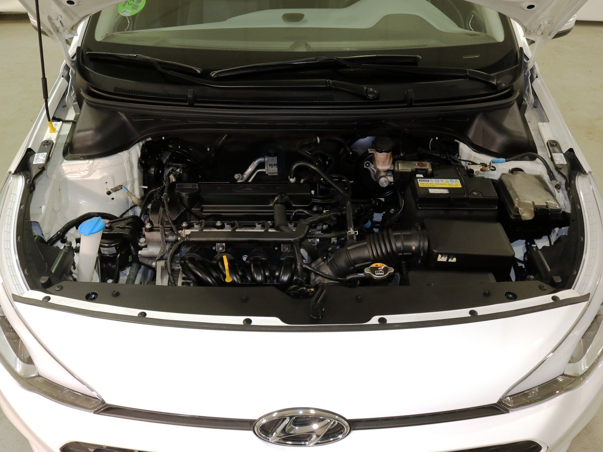 Foto Hyundai i20 7