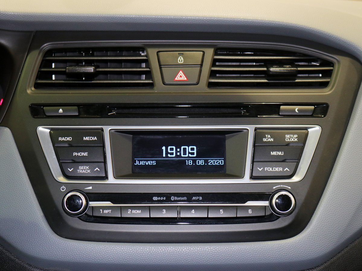 Foto Hyundai i20 16