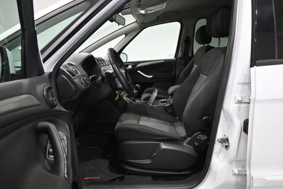 Foto Ford S-Max 9