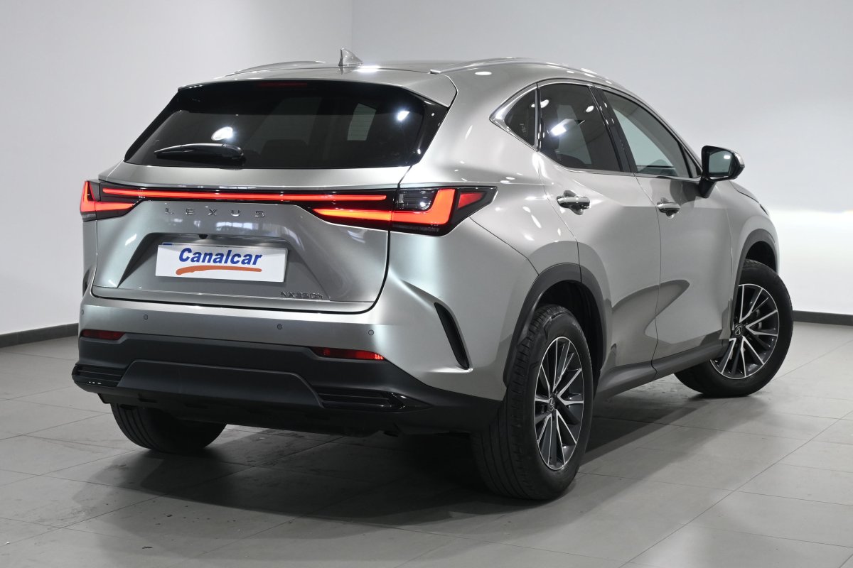 Foto Lexus NX 4